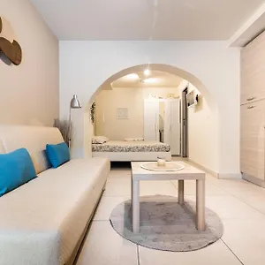 La Grotticella Casa vacanze Aeroporto di Catania Fontana Rossa